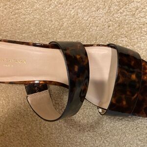 Ann Taylor Brown Sandals with Tortoiseshell Straps